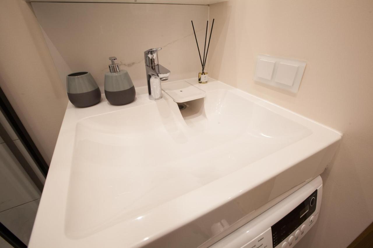 Cozy Home Valdemara, Free Parking, Self Check-In รีกา ภายนอก รูปภาพ